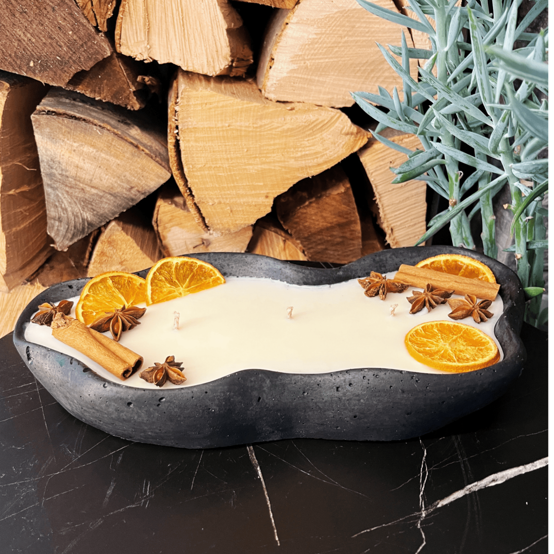 Handgemachte Betonduftkerze "Wave: Grey or Black" Bio Sojawachs mit Vanilla Toffee Duft - Betondekoration - Betonaccessoires oder Betondeko für Zuhause - Ignara Living